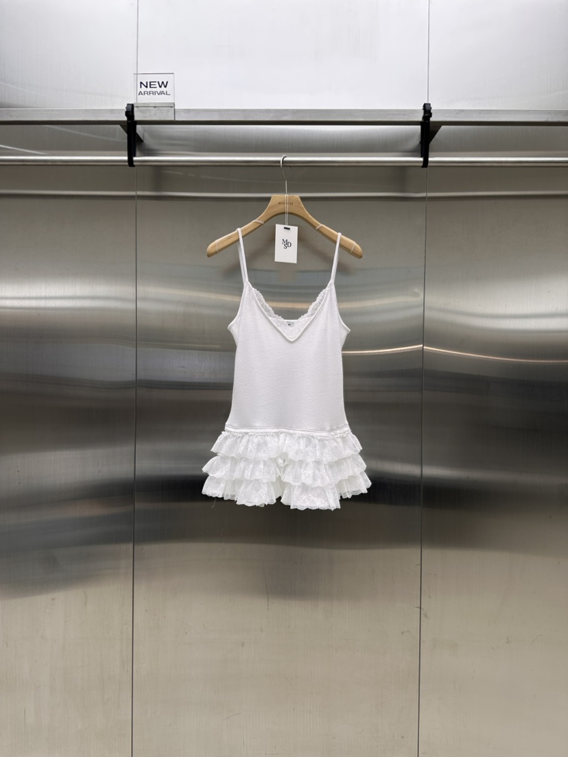 MYDRESS東大門㊣代購女裝新品人氣職業時尚熱賣推薦吊帶背心MYDRESS吊帶/背心