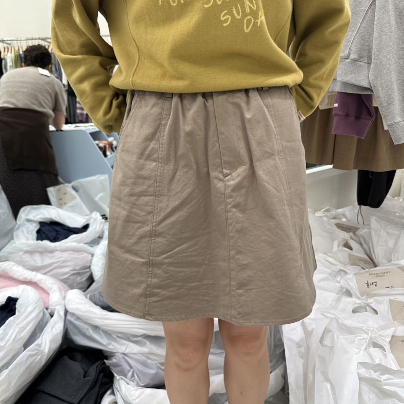 OURMOMENT韓國代購㊣女裝新款真品休閑職業人氣熱賣推薦裙褲OURMOMENT裙褲