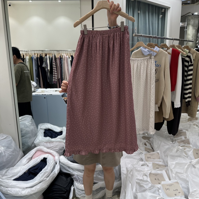 OURMOMENT東大門㊣代購女士新品人氣25秋冬真品時尚推薦長裙OURMOMENT長裙圖色2