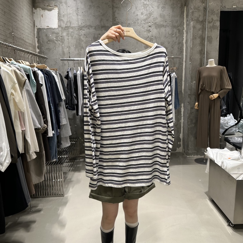 JUNI韓國代購㊣女裝新款熱賣時尚真品職業推薦休閑長袖T恤船領my juni長袖T恤圖色2
