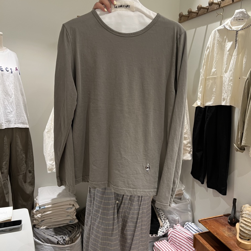 LE JARDINET東大門㊣代購女士新品熱賣推薦人氣職業長袖T恤LE JARDINET長袖T恤