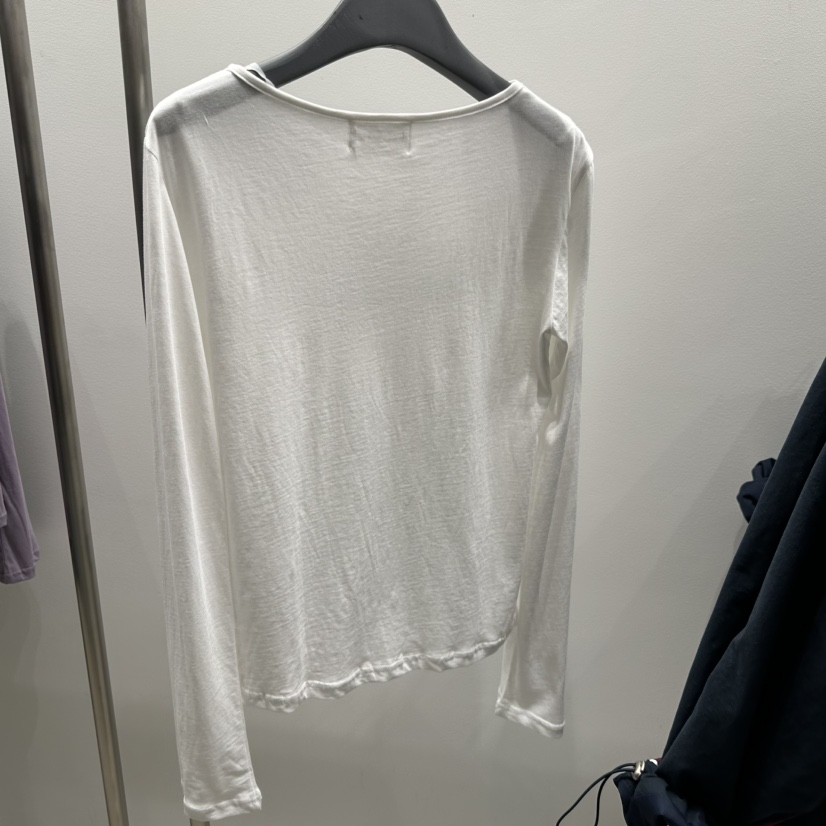 TARABY MOTION韓國直郵㊣女裝新品人氣25秋冬熱賣推薦長袖T恤TARABY MOTION長袖T恤