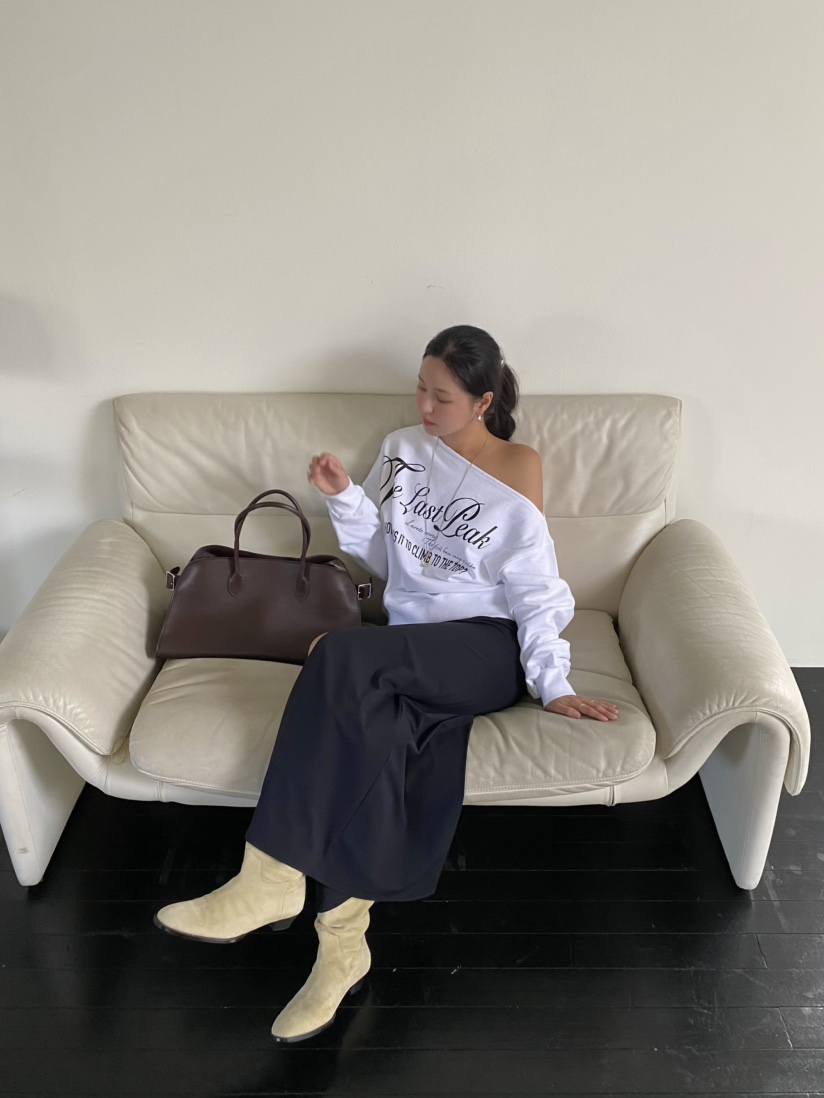 OUPPT韓國代購㊣女裝新款職業時尚人氣熱賣推薦25秋冬休閑衛衣OUPPT衛衣