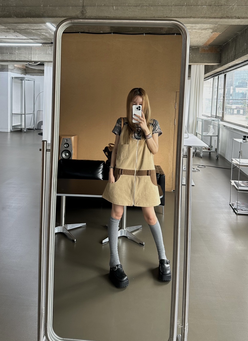 ZEROZERO韓國代購㊣女裝新品推薦真品時尚人氣休閑熱賣背帶褲ZEROZERO背帶褲圖色1