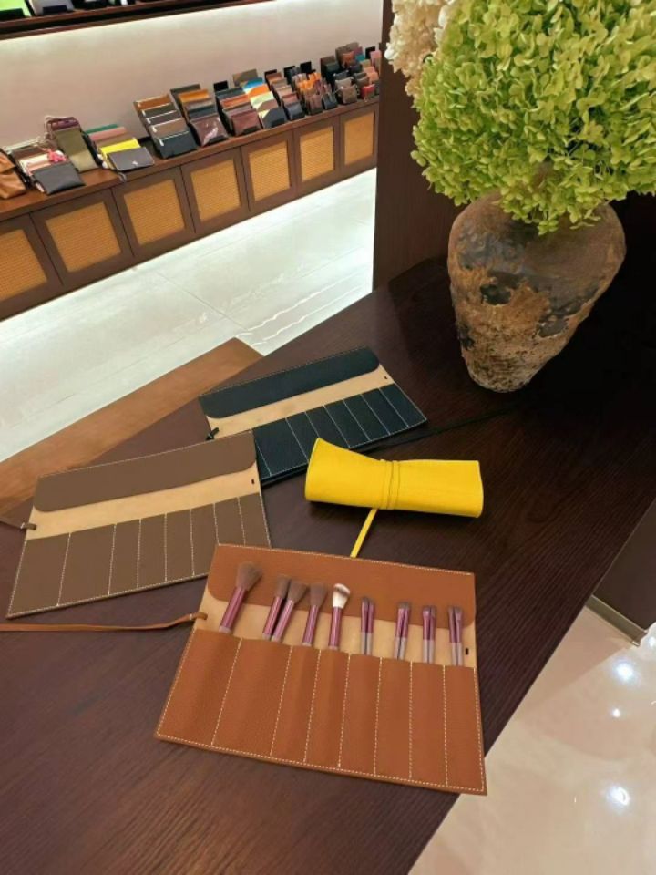 TROUVAILLE韓國直郵㊣女裝新品人氣時尚職業手拿包腋下包牛皮TROUVAILLE手拿包/腋下包