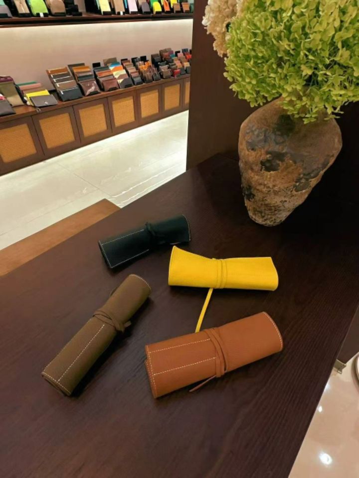 TROUVAILLE韓國直郵㊣女裝新品人氣時尚職業手拿包腋下包牛皮TROUVAILLE手拿包/腋下包