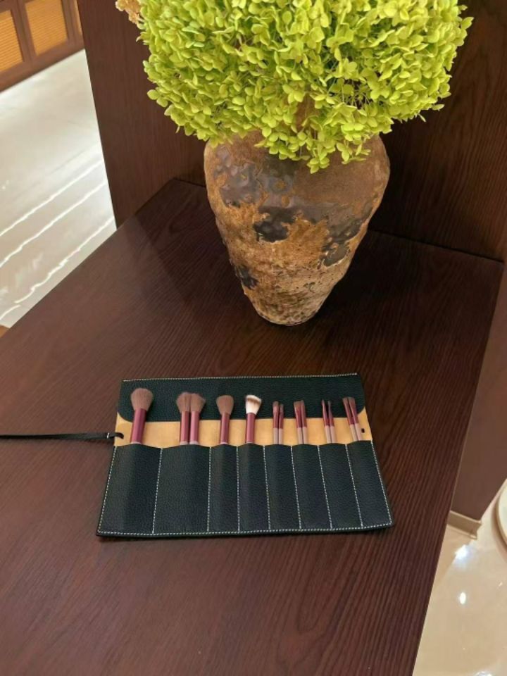 TROUVAILLE韓國直郵㊣女裝新品人氣時尚職業手拿包腋下包牛皮TROUVAILLE手拿包/腋下包圖色1