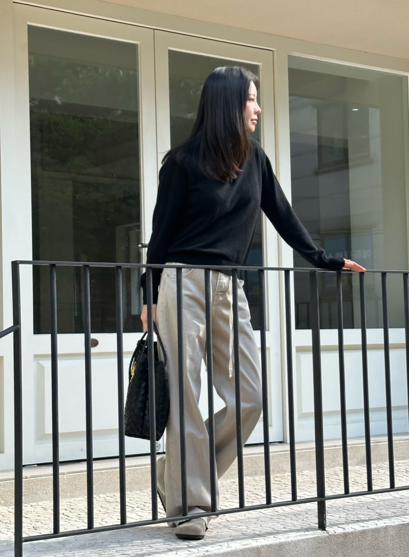 LE VASE東大門㊣實拍女裝新款熱賣人氣職業休閑針織衫浣熊LE VASE針織衫