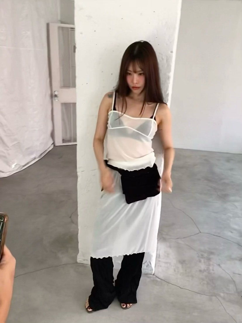 AWESOMESAUCE東大門㊣代購女士新款人氣套裝不含內搭天鵝絨套裝AWESOME SAUCE套裝圖色3
