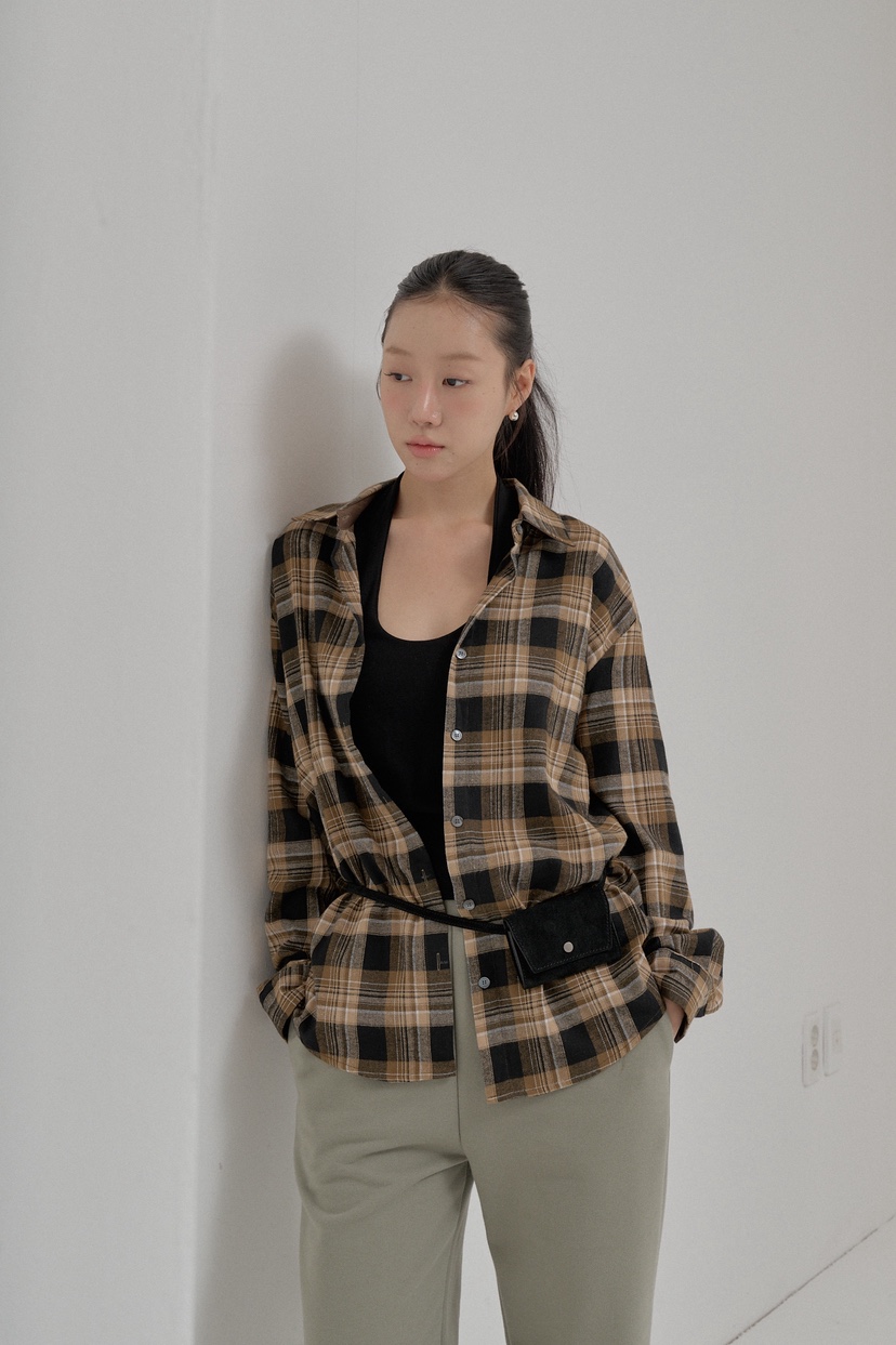 ATHEA東大門㊣實拍女裝新款25秋冬熱賣人氣真品推薦襯衫蕾絲衫ATHEA襯衫/蕾絲衫