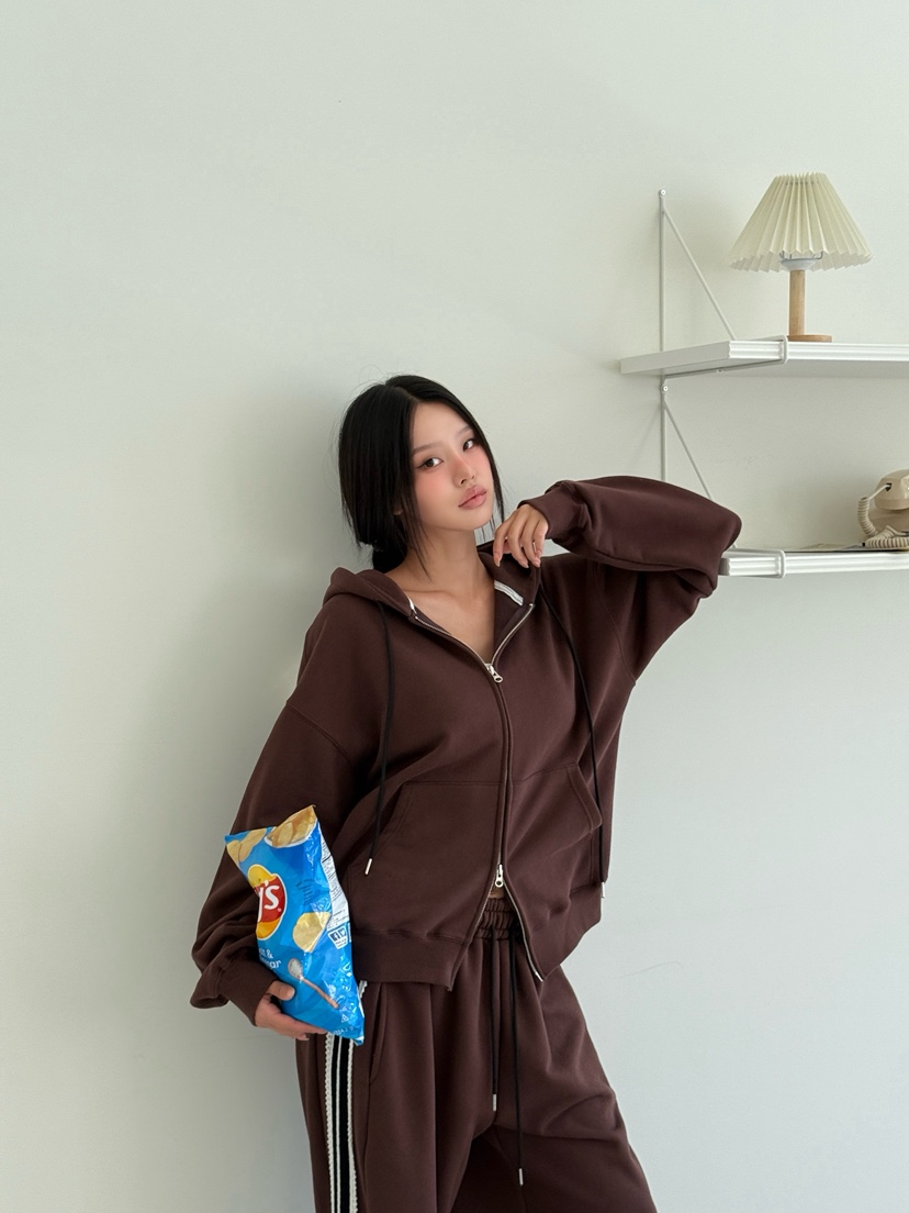ZITTEN東大門㊣實拍女裝新品時尚熱賣真品25秋冬推薦夾克連帽ZITTEN夾克
