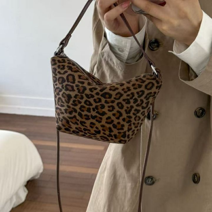 TROUVAILLE東大門㊣實拍女裝新品時尚真品熱賣休閑單肩斜跨包TROUVAILLE單肩/斜跨包