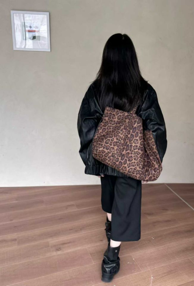 TROUVAILLE韓國代購㊣女士新品熱賣真品時尚職業單肩斜跨包TROUVAILLE單肩/斜跨包