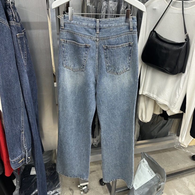 HELVETICA韓國直郵㊣女裝新品25秋冬時尚真品推薦職業牛仔褲HELVETICA牛仔褲