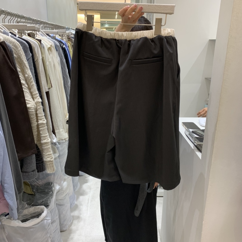 ASOME東大門㊣實拍女裝新品人氣推薦職業熱賣真品時尚25秋冬短褲A.SOME短褲