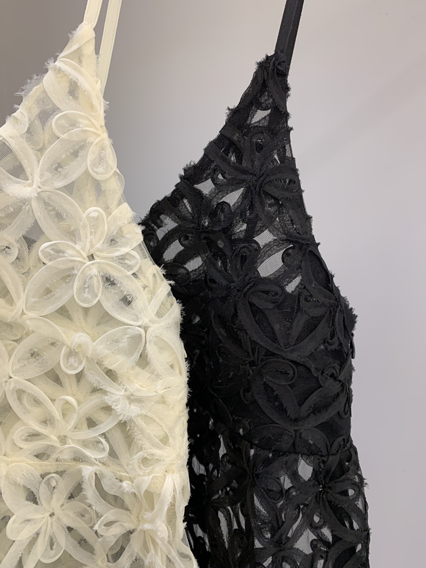 SOFTNESS東大門㊣直郵女裝新品真品職業時尚吊帶背心花朵緊身Softness/Cosmic吊帶/背心