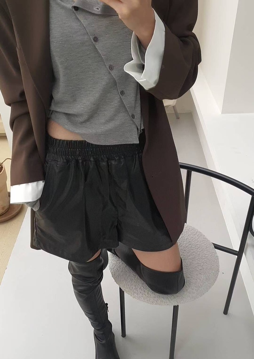 GENTLE B/LOVENTINA韓國代購㊣女士新品熱賣真品短褲皮革GENTLE B/LOVENTINA短褲