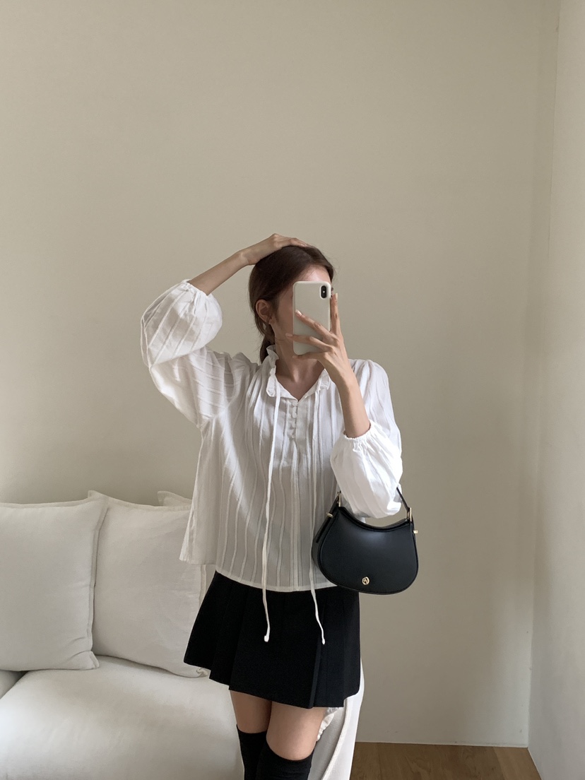 FRILL-T韓國直郵㊣女士新品時尚真品熱賣襯衫蕾絲衫荷葉邊FRILL-T襯衫/蕾絲衫