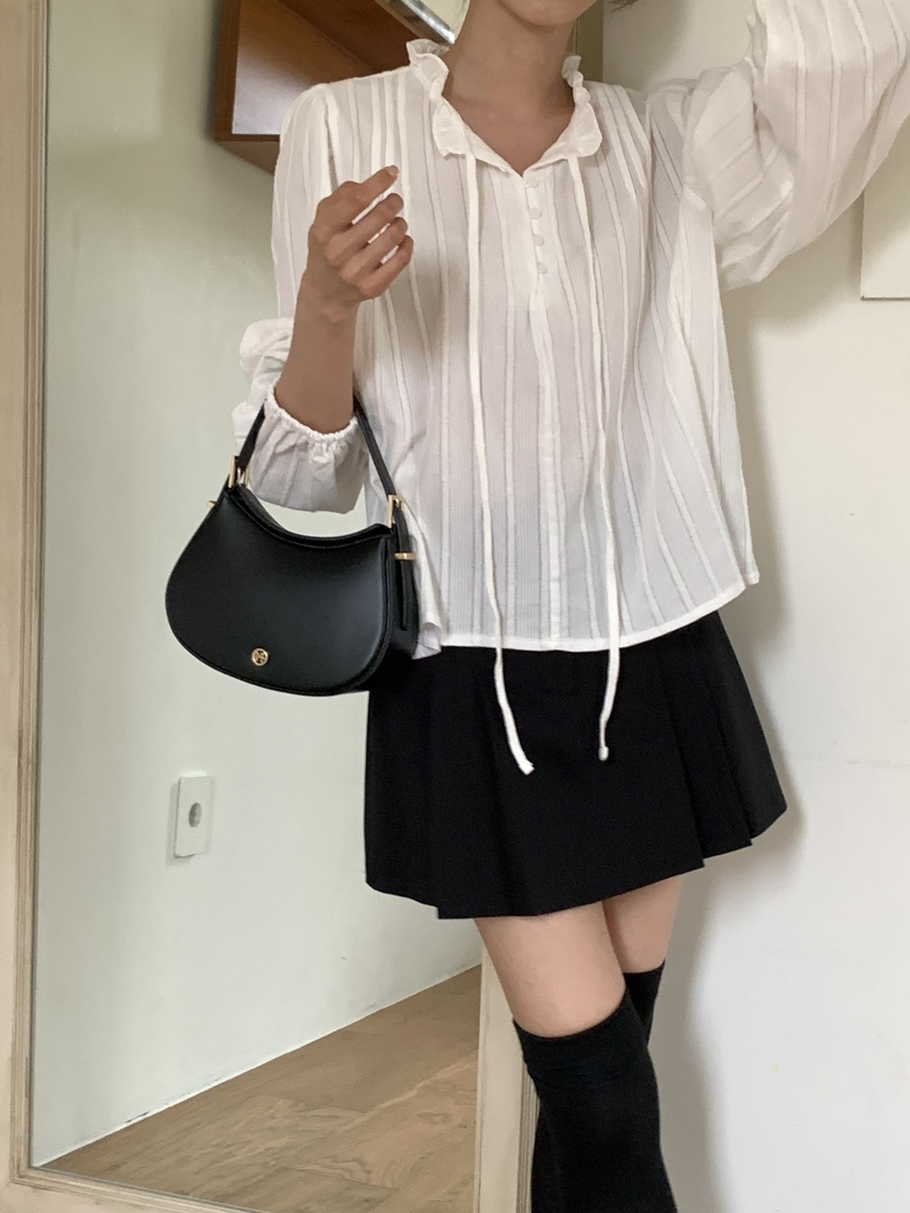 FRILL-T韓國直郵㊣女士新品時尚真品熱賣襯衫蕾絲衫荷葉邊FRILL-T襯衫/蕾絲衫
