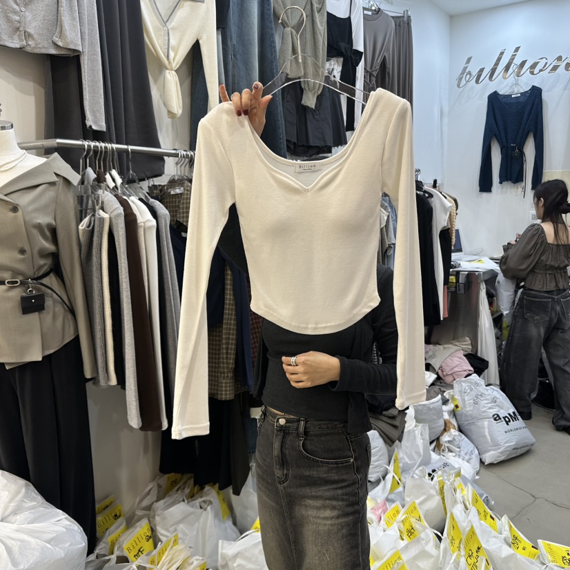 BILLION-L東大門㊣直郵女裝新品時尚推薦熱賣休閑人氣長袖T恤BILLION-L長袖T恤