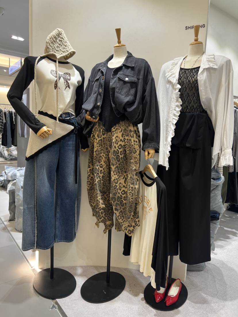 SHIRRING東大門㊣直郵女裝新品推薦25秋冬職業人氣熱賣牛仔褲SHIRRING牛仔褲