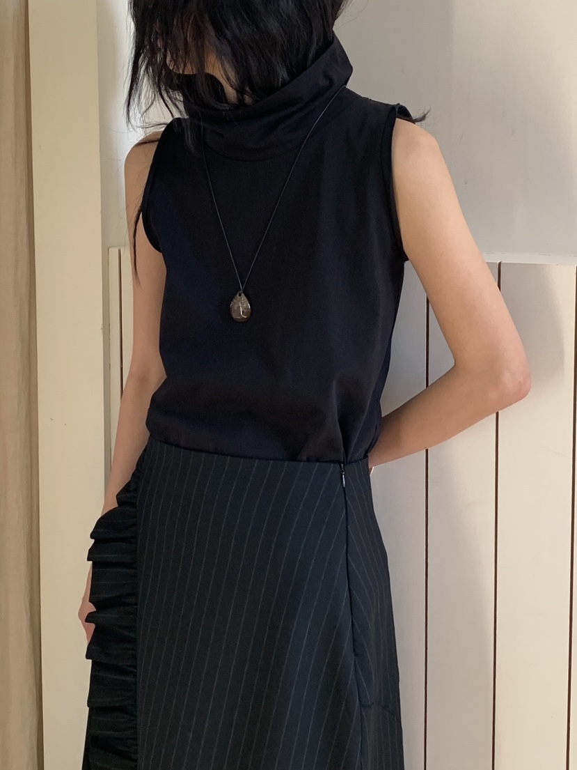 OURS東大門㊣直郵女裝新款時尚推薦人氣職業休閑吊帶背心高領OURS吊帶/背心