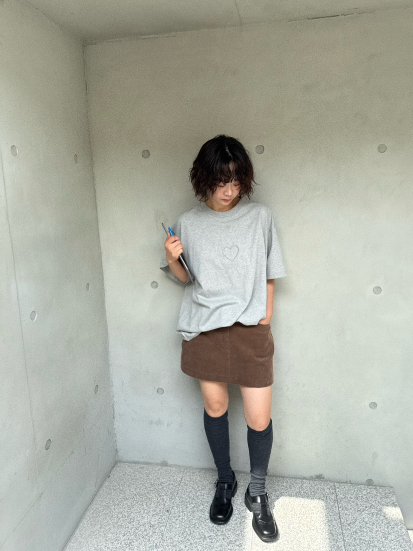 OLI SEOUL東大門㊣直郵女裝新款時尚熱賣25秋冬推薦職業T恤OLI SEOULT恤