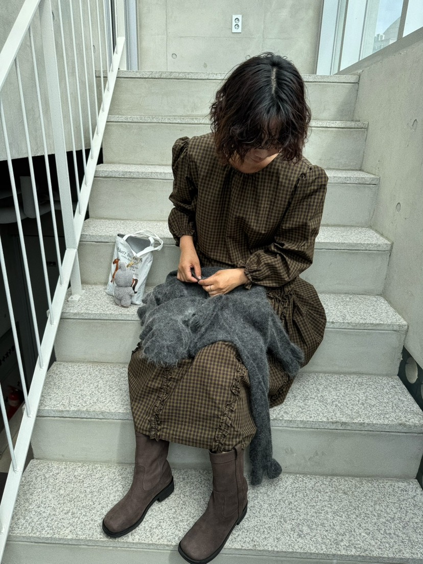 OLI SEOUL東大門㊣直郵女士新款真品休閑連衣裙荷葉邊格紋OLI SEOUL連衣裙