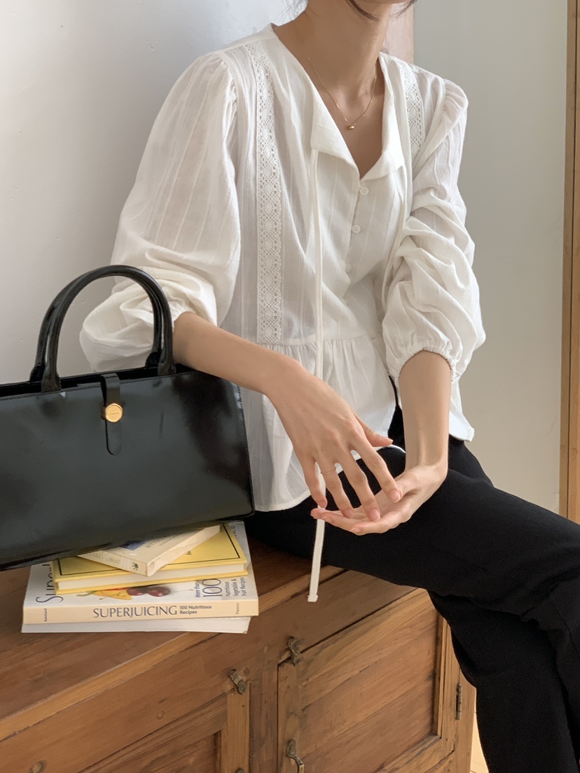 FRILL-T東大門㊣代購女裝新款真品時尚熱賣人氣襯衫蕾絲衫FRILL-T襯衫/蕾絲衫