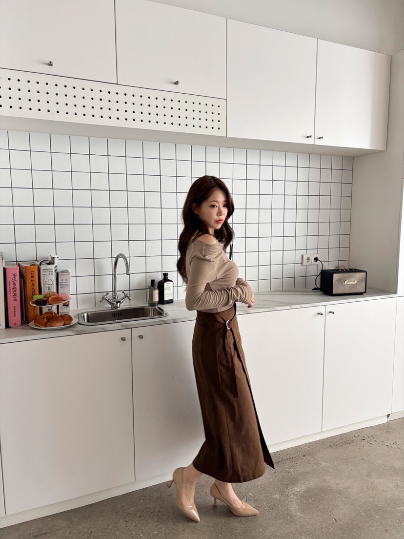 TOO HOT韓國代購㊣女士新品休閑職業25秋冬長裙裹身裙絨面革TOO HOT長裙