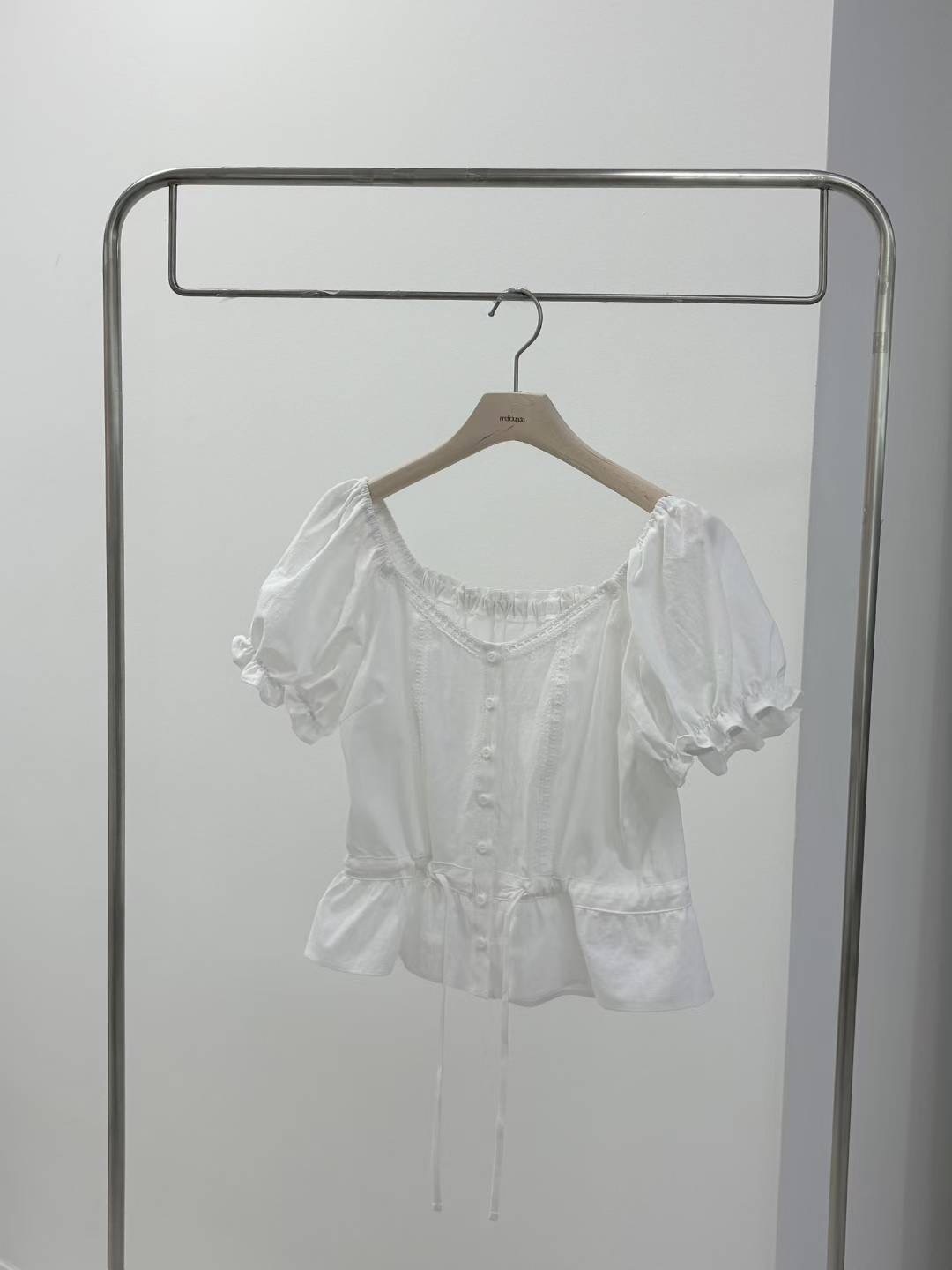 MELLOUNGE-멜라운지-T東大門㊣代購女士新款熱賣襯衫蕾絲衫MELLOUNGE-T襯衫/蕾絲衫