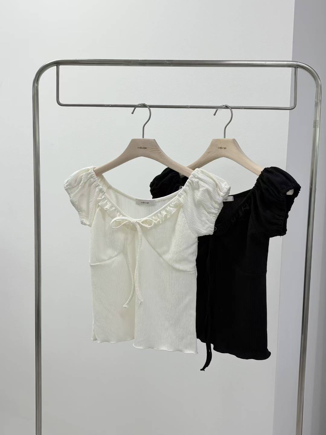 MELLOUNGE-멜라운지-T東大門㊣直郵女裝新品人氣襯衫蕾絲衫MELLOUNGE-T襯衫/蕾絲衫
