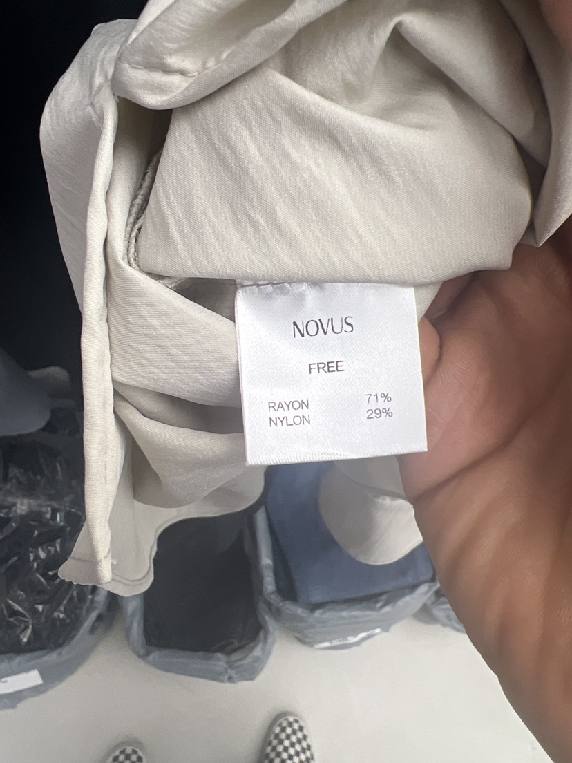 NOVUS韓國代購㊣女裝新品25秋冬推薦時尚職業熱賣襯衫蕾絲衫NOVUS襯衫/蕾絲衫