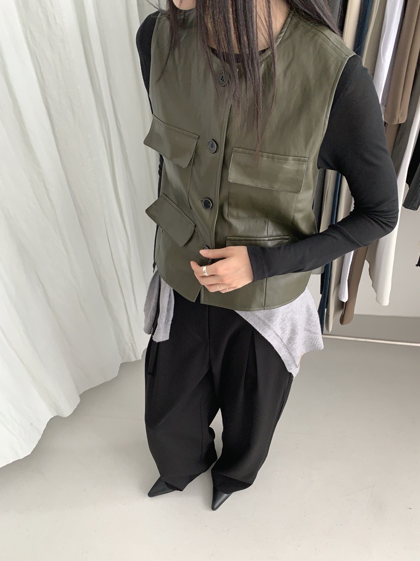 2BOTTLE東大門㊣直郵女士新款推薦人氣25秋冬時尚休閑熱賣馬甲2BOTTLE馬甲