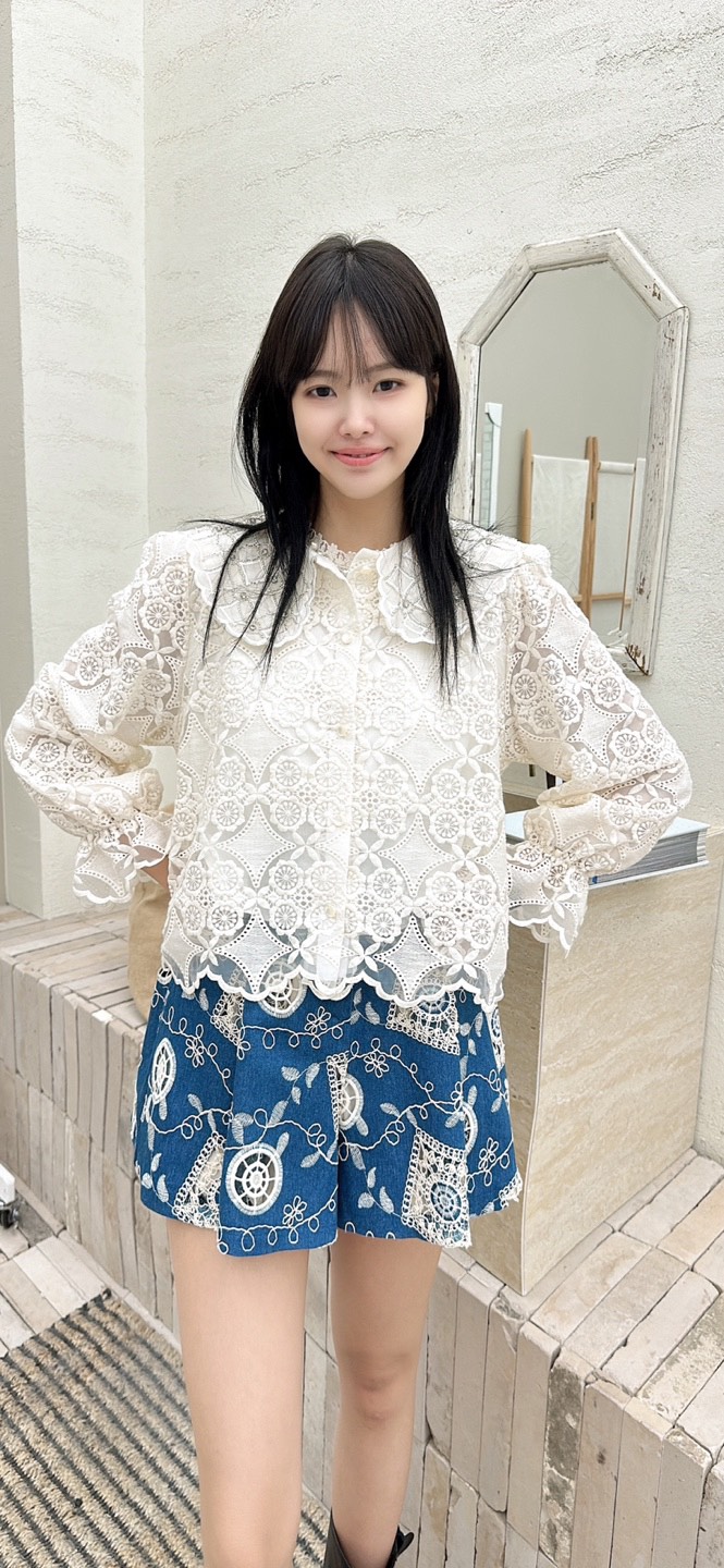 YARD韓國代購㊣女裝新品真品休閑人氣職業推薦襯衫蕾絲衫刺繡YARD襯衫/蕾絲衫