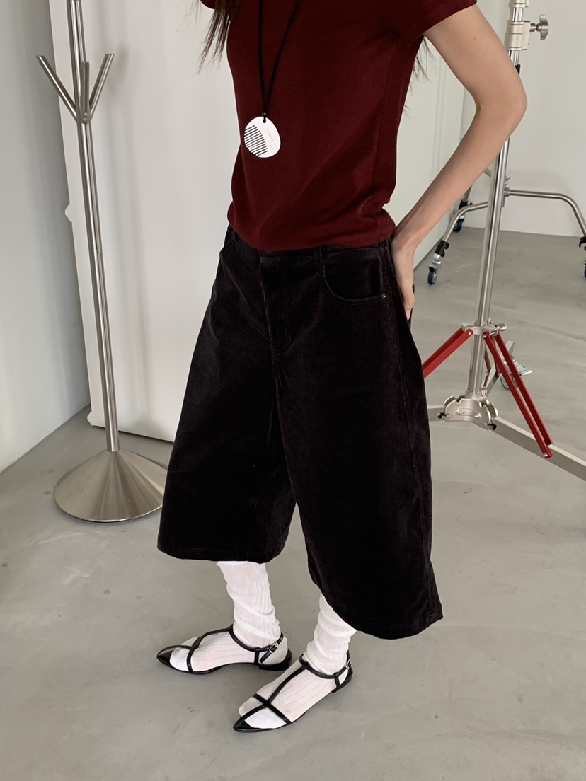 RIVER RAIN東大門㊣實拍女士新款熱賣職業時尚推薦短褲燈芯絨RIVER RAIN短褲