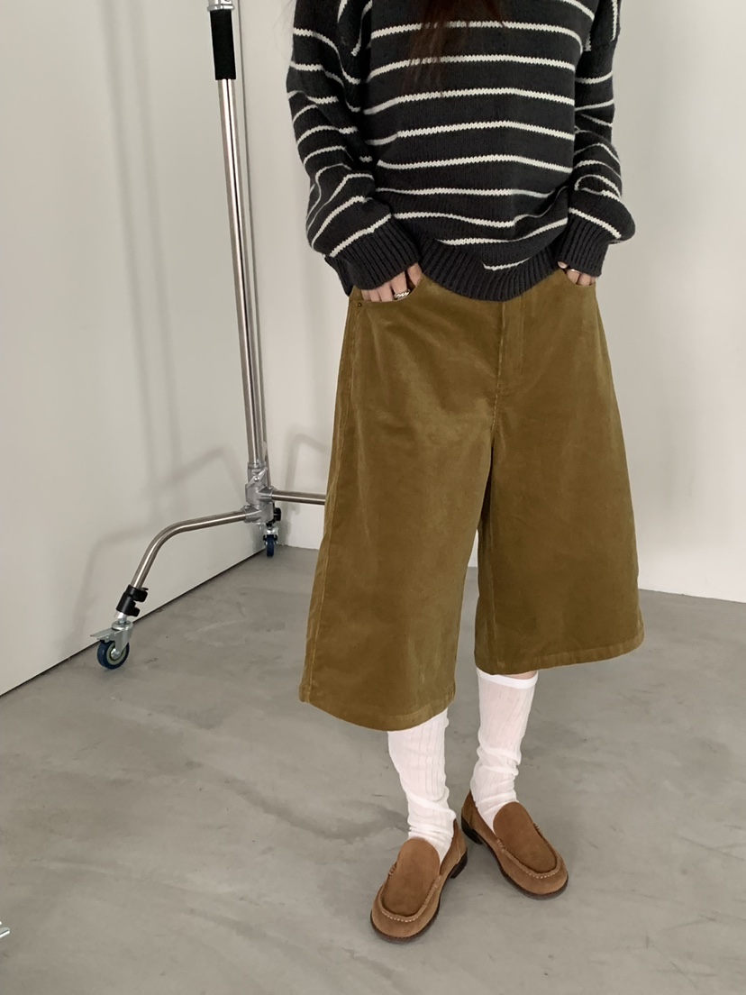 RIVER RAIN東大門㊣實拍女士新款熱賣職業時尚推薦短褲燈芯絨RIVER RAIN短褲