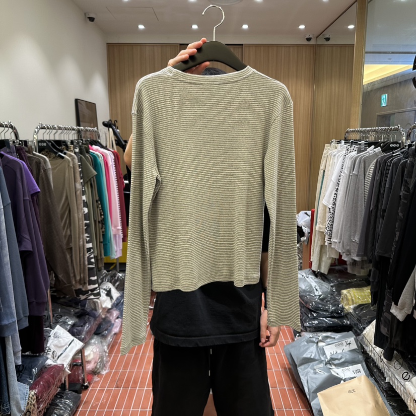 E/E/E東大門㊣直郵女士新品真品休閑推薦時尚人氣長袖T恤E/E/E長袖T恤