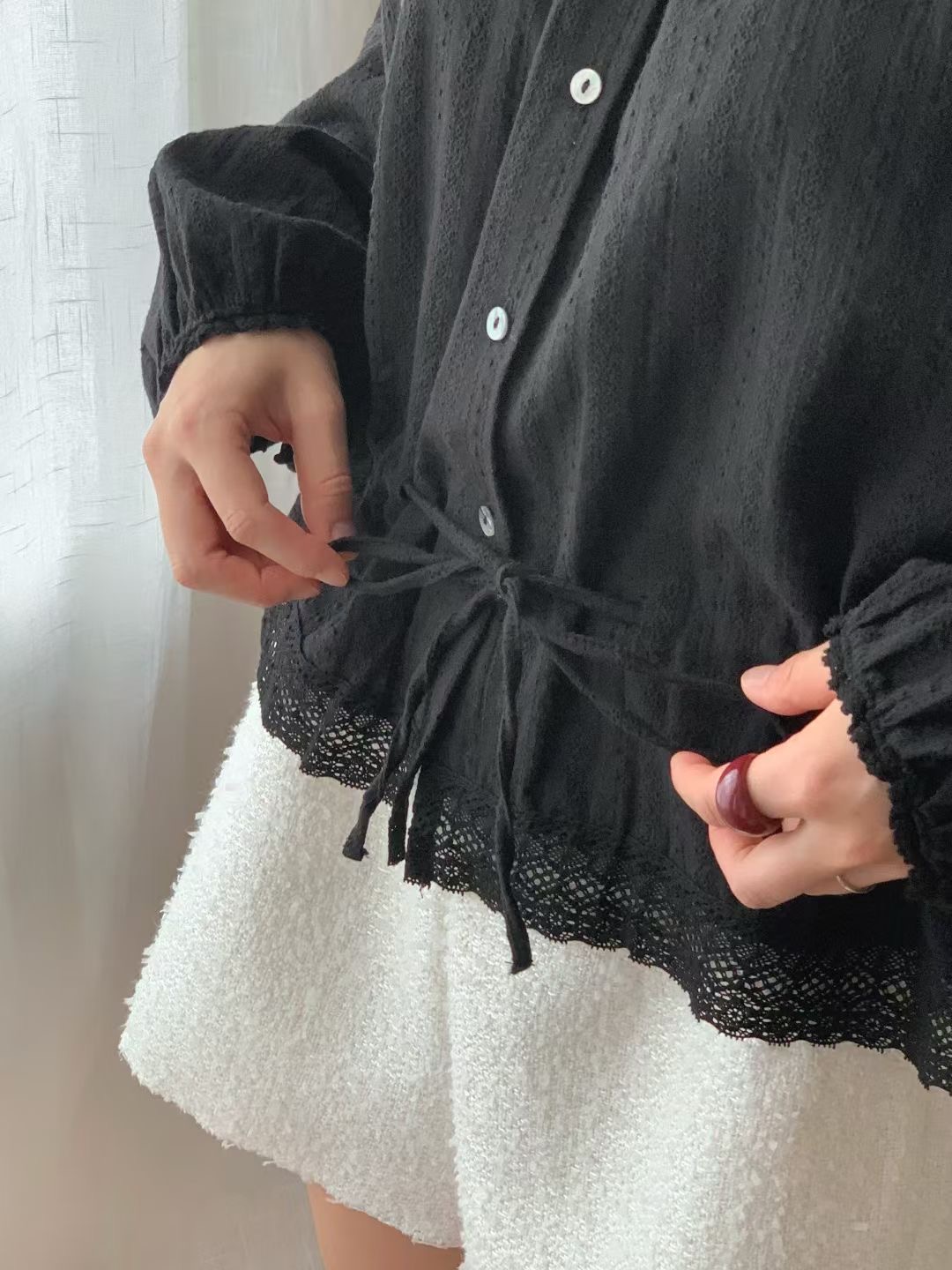UNCOVER CUBE東大門㊣實拍女士新品推薦真品時尚襯衫蕾絲衫LALAGIRL襯衫/蕾絲衫