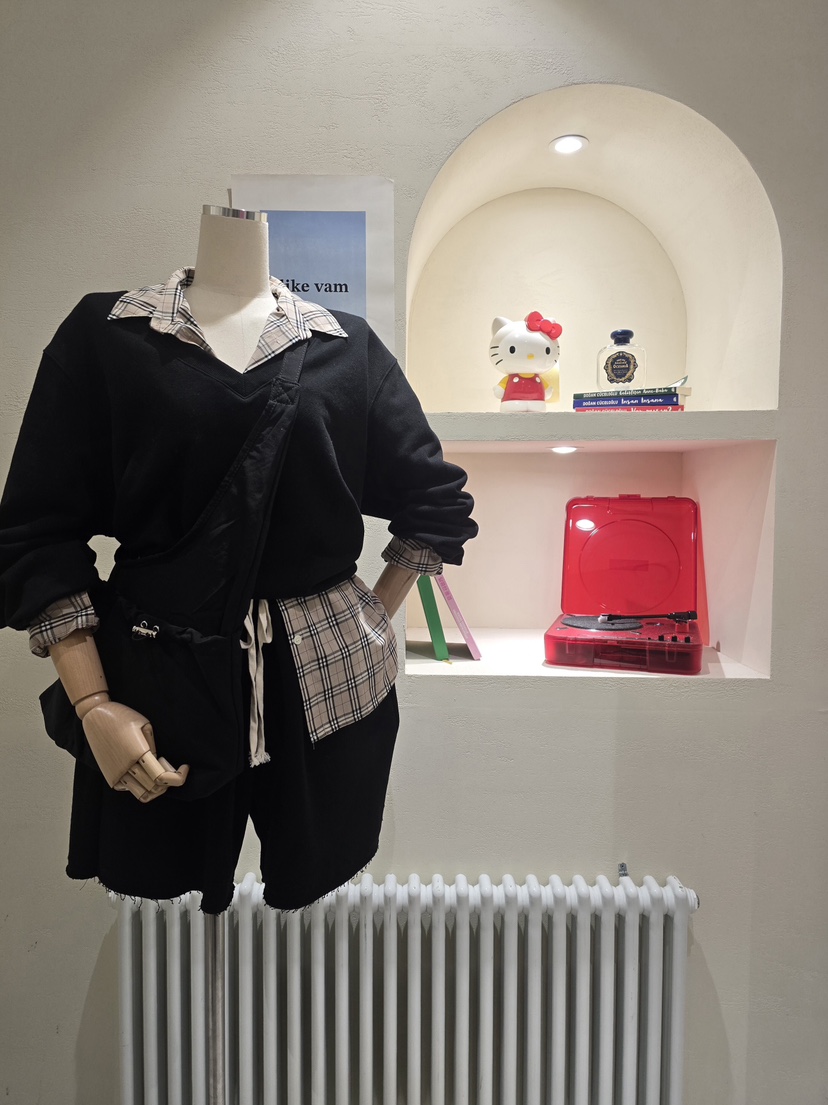 LIKEVAM東大門㊣代購女裝新款職業25秋冬人氣真品衛衣不含內搭LIKEVAM衛衣圖色3