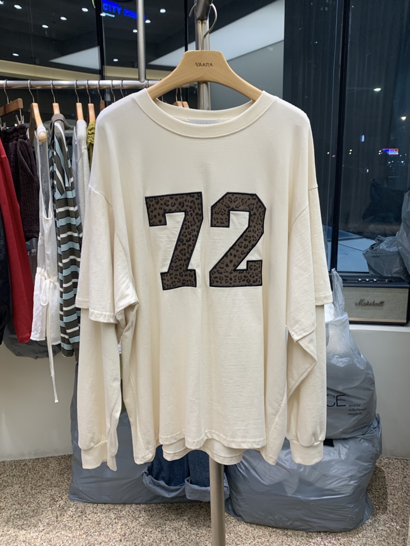 VAARA韓國代購㊣女裝新品人氣熱賣真品25秋冬時尚推薦T恤刺繡VAARAT恤圖色2