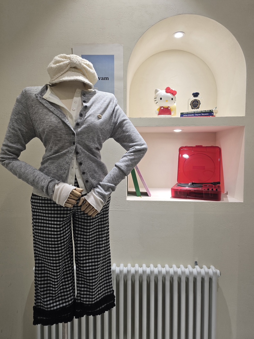 LIKEVAM韓國代購㊣女裝新品人氣熱賣時尚職業推薦長袖T恤開衫LIKEVAM長袖T恤