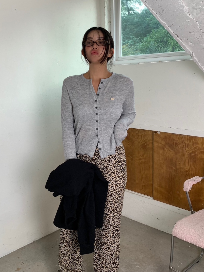 LIKEVAM韓國代購㊣女裝新品人氣熱賣時尚職業推薦長袖T恤開衫LIKEVAM長袖T恤