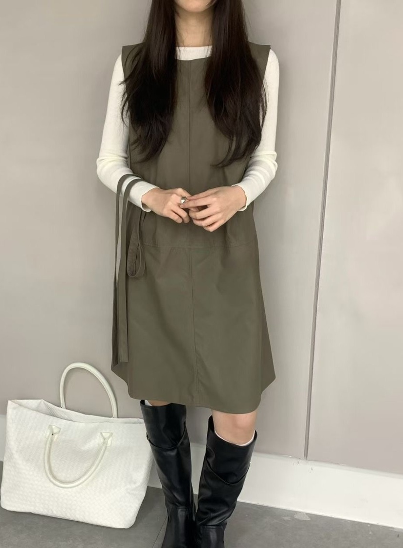 OLA韓國直郵㊣女士新品休閑推薦熱賣人氣職業25秋冬連衣裙皮革mellor/OLA連衣裙