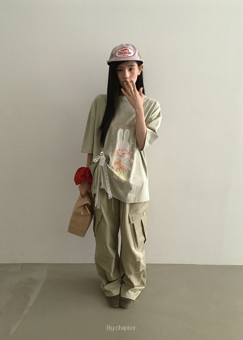 BY CHAPTER韓國直郵㊣女裝新品熱賣職業人氣T恤不含內搭兔子ChapterT恤圖色2