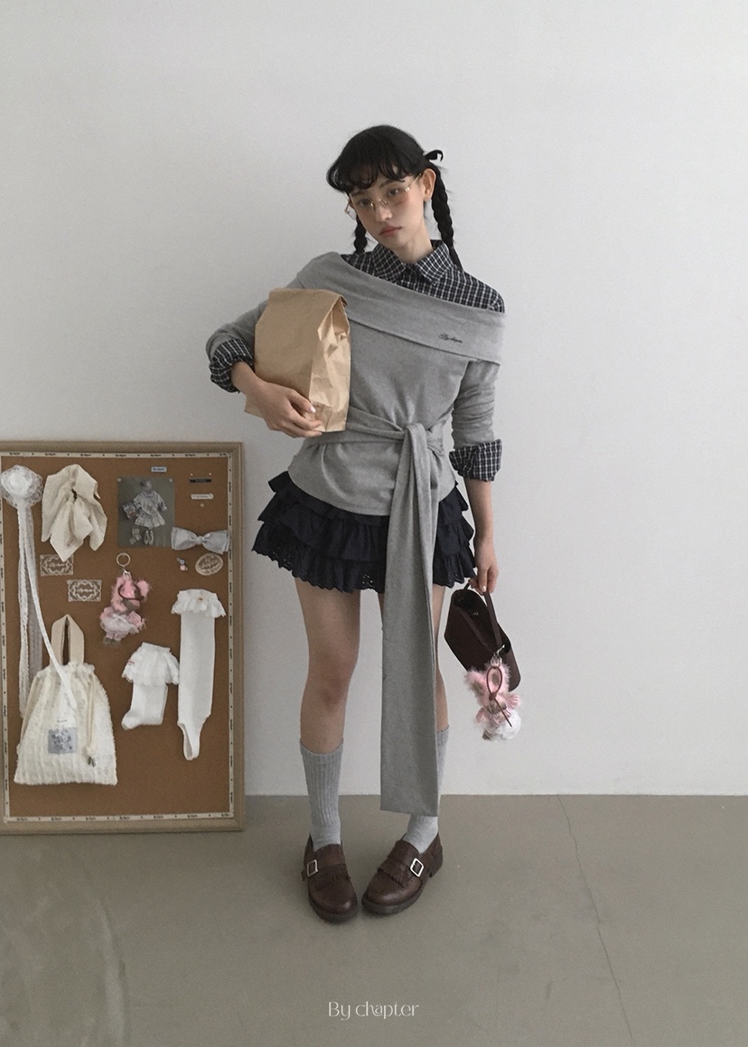 BY CHAPTER韓國直郵㊣女裝新品熱賣時尚人氣長袖T恤不含內搭Chapter長袖T恤圖色2