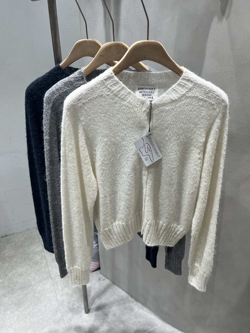 EVERCOMMERCE METICULOUSLY DESIGNED東大門㊣實拍女裝新品25秋冬針織衫羊駝EVERCOMMERCE針織衫