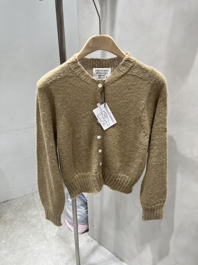 EVERCOMMERCE METICULOUSLY DESIGNED東大門㊣實拍女裝新品25秋冬針織衫羊駝EVERCOMMERCE針織衫