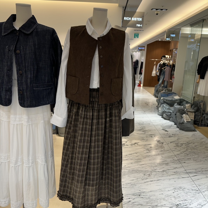 RICH SISTER東大門㊣直郵女裝新品職業馬甲不含內搭燈心絨RICH SISTER馬甲