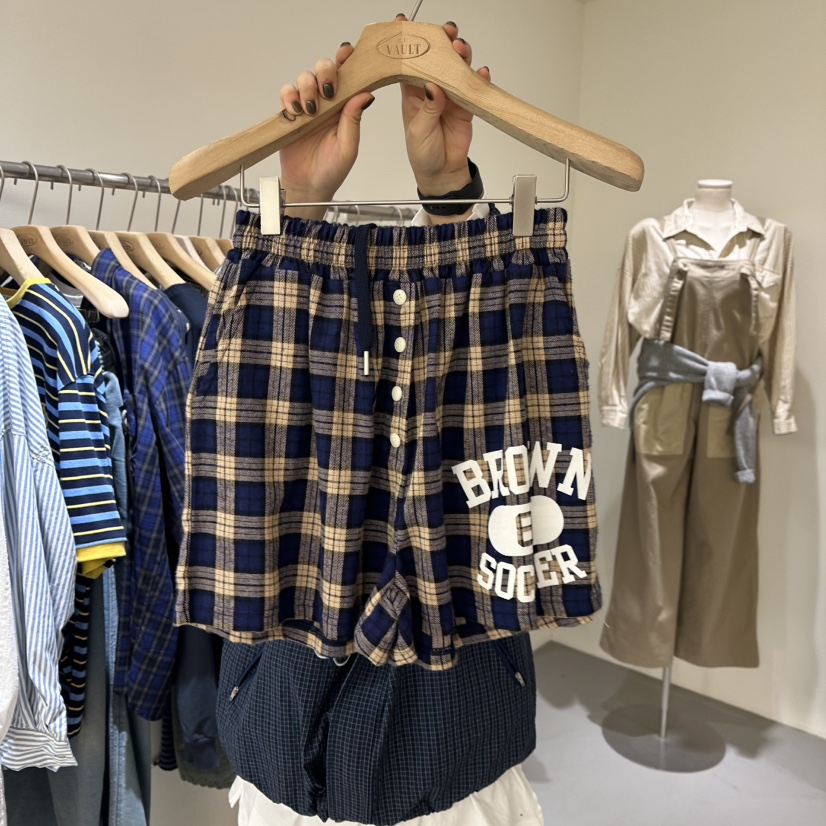 VAULT東大門㊣實拍女裝新品熱賣人氣真品職業時尚25秋冬短褲VAULT短褲圖色2